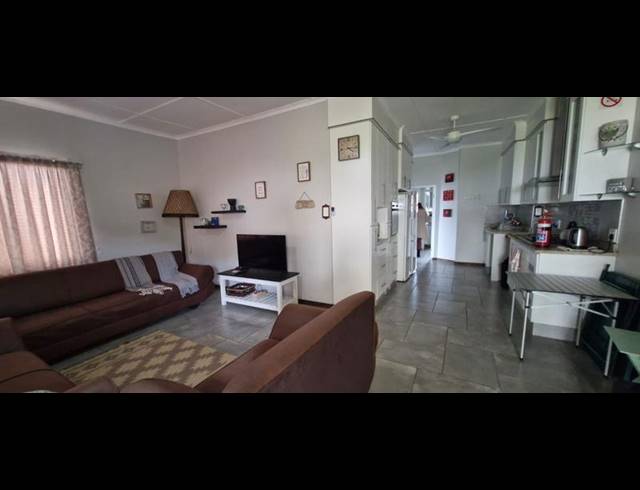 2 BEDROOM APARTMENT FOR SALE IN MANABA BEACH